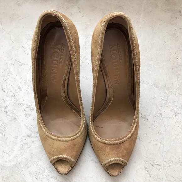 Alexander McQueen || Suede Peep Toe Heels Size 39 - Picture 2 of 8